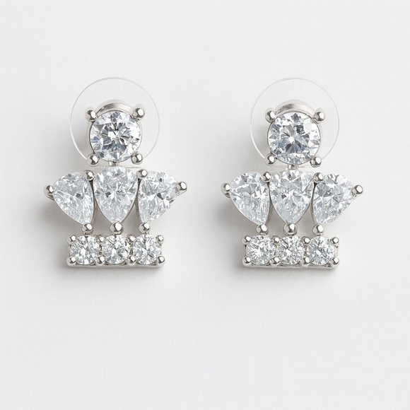 Zara Jewelry - ⚜️💎 Elegant Silver Crystal Earrings 👑💫